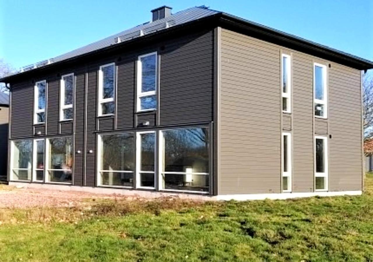 Saxnaes Ferieboende L Sara Färjestaden Exterior foto